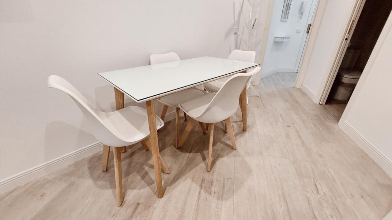 Reposo Sweet Home & Free Parking Sevilla Exterior foto
